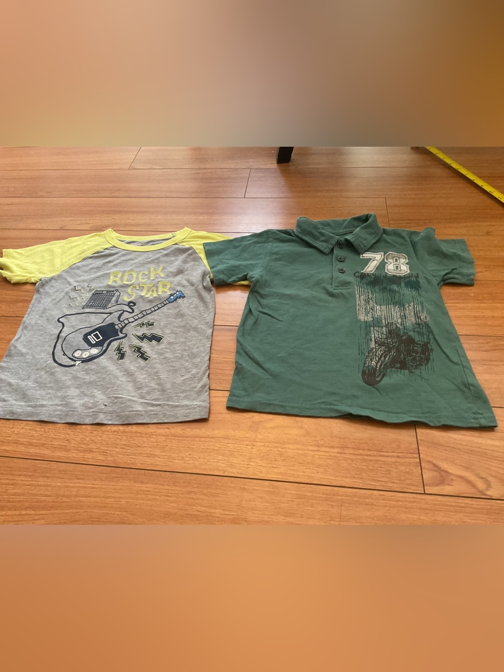 2 Short-Sleeve Shirt for Kids - Casual Graphic Tee + Polo Shirt Sz 5